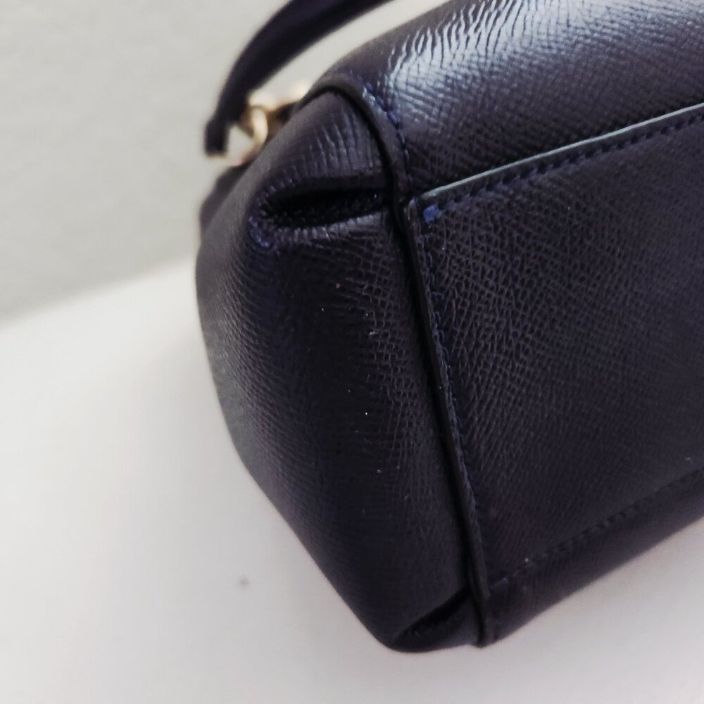 Like New Coach Minetta Black Leather Shoulder Bag - Picture 10 of 15